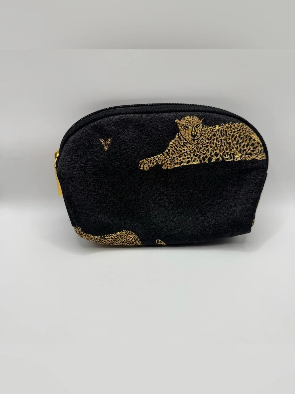 VTG Womens Leopard Print Black Zipper Travel Case with Pouch Set Maximalist